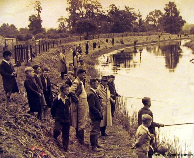 Fishing competition, Widbrook